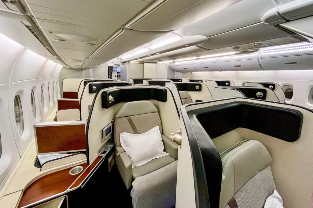 Last chance: Book Qantas Freepent Flyer Award Lets before 5 August.